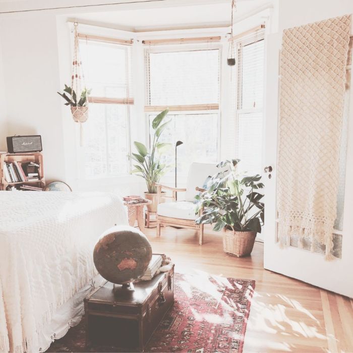 11 tips to declutter your entire home in less than a day | Homes and ...